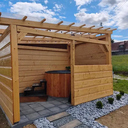 Z Jacuzzi U Mrugaly Dağ evi